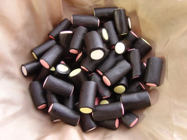 Kingsway Liquorice Cream Rock | Classic Liquorice & Fondant Sweets